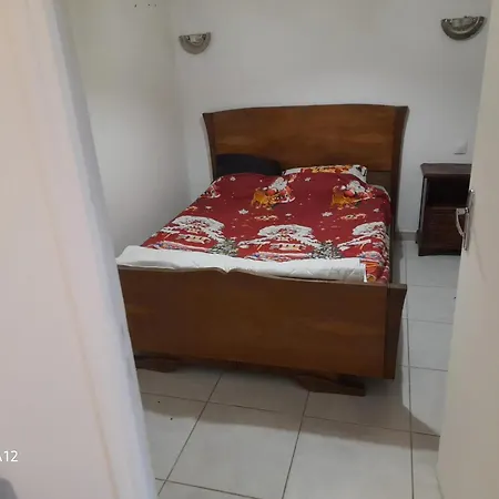 Maison agréable à Bellerive-sur-Allier 70 m² Дом отдыха *