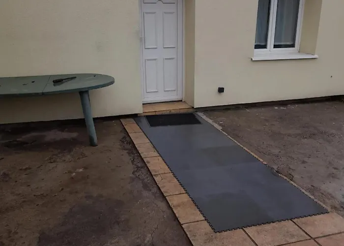 Maison Agreable A Bellerive-Sur-Allier 70 M² *