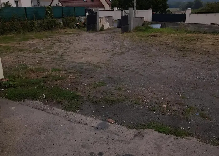 Maison Agreable A Bellerive-Sur-Allier 70 M² Vakantiehuis