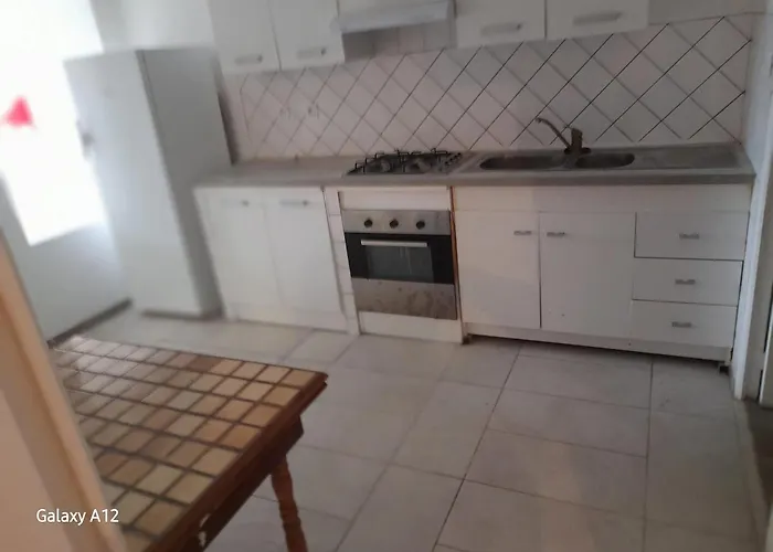 Maison Agreable A Bellerive-Sur-Allier 70 M² Vakantiehuis